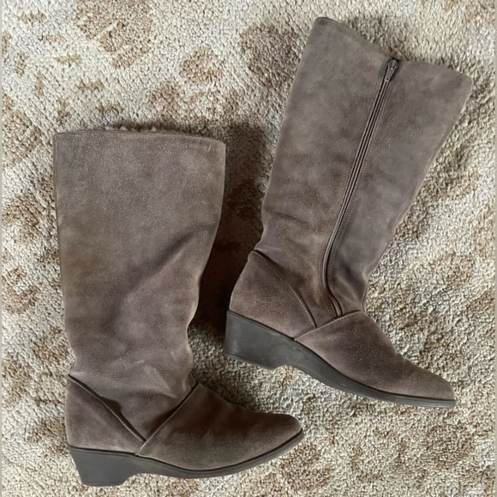 Vintage L.L. Bean Shearling Suede Wedge Boots Size 10 England Made